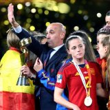 Bivši predsednik Fudbalskog saveza Španije na sudu zbog poljupca 5