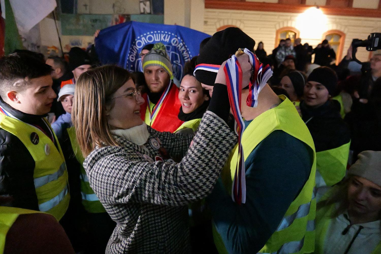 'Mi za umor ne znamo': Studenti koji pešače blizu Kragujevca 29 studenti trkači novi sad