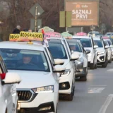 Kragujevac: Taksisti prevoze kućama studente koji su učestvovali na Sretenjskom protestu 6