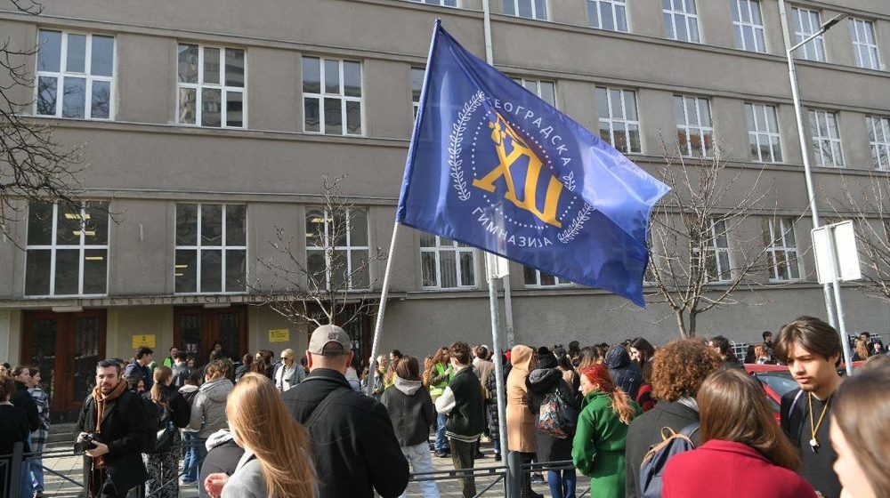 U Petoj beogradskoj gimnaziji od jutros bez nastave: Učenici traže povratak nastavnika i izbor novog direktora 1
