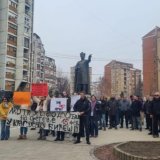 "On je Kurtiju dao sve, nisam ja": Penzioner u Kosovskoj Mitrovici (VIDEO) 4