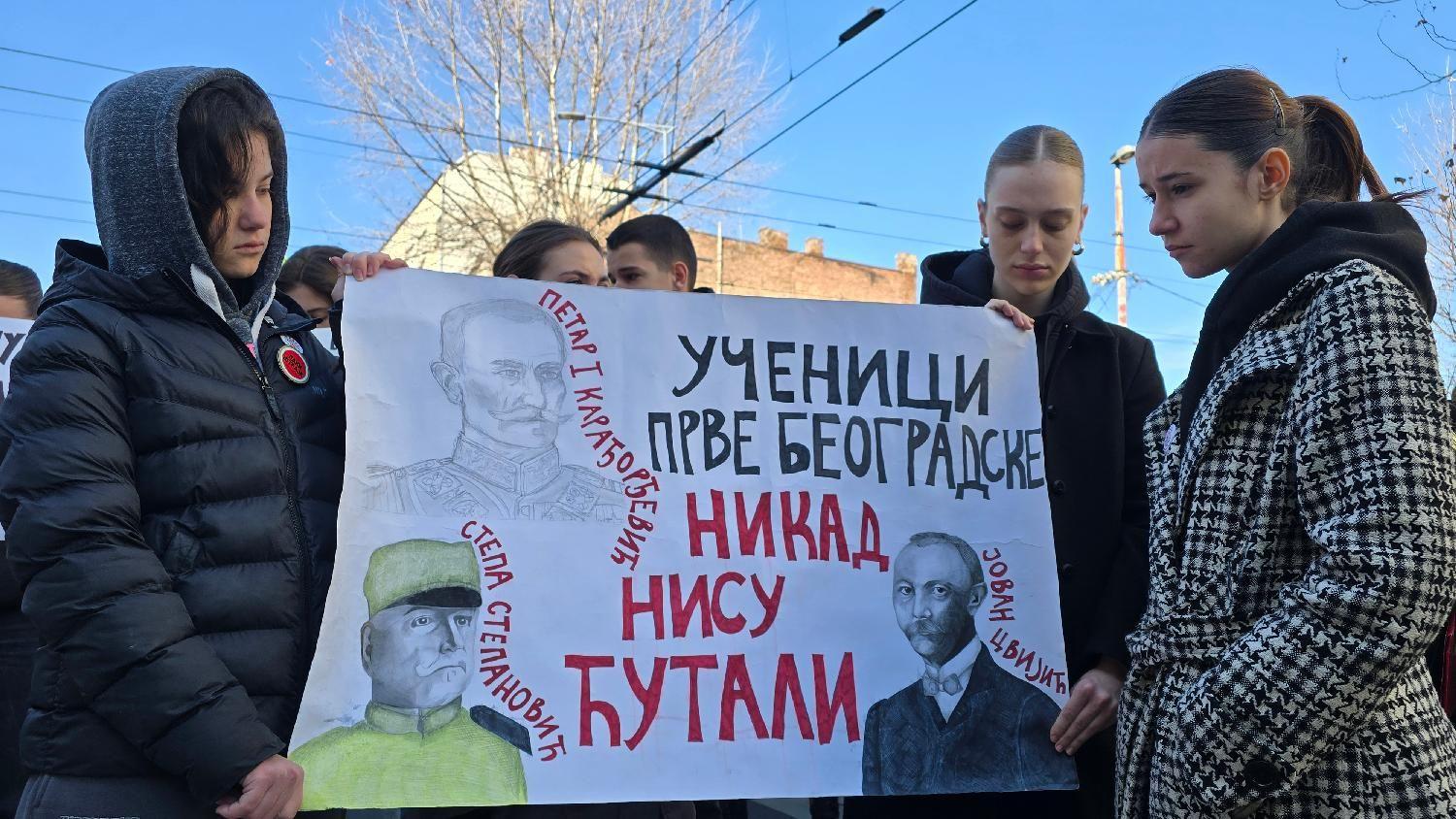 'Uz vas smo': Kako su se ujedinili nastavnici, učenici i roditelji u Srbiji 1 srednjoškolci, protest srednjoškolaca