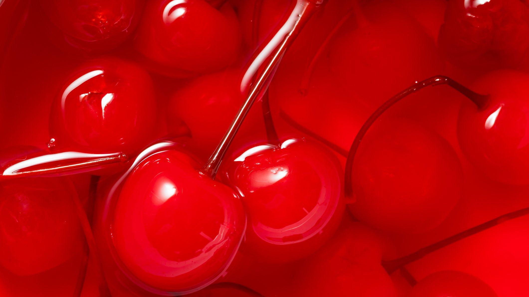 Crvena prehrambena boja zabranjena u Americi, a dozvoljena u Srbiji 1 jarko crvene trešnje