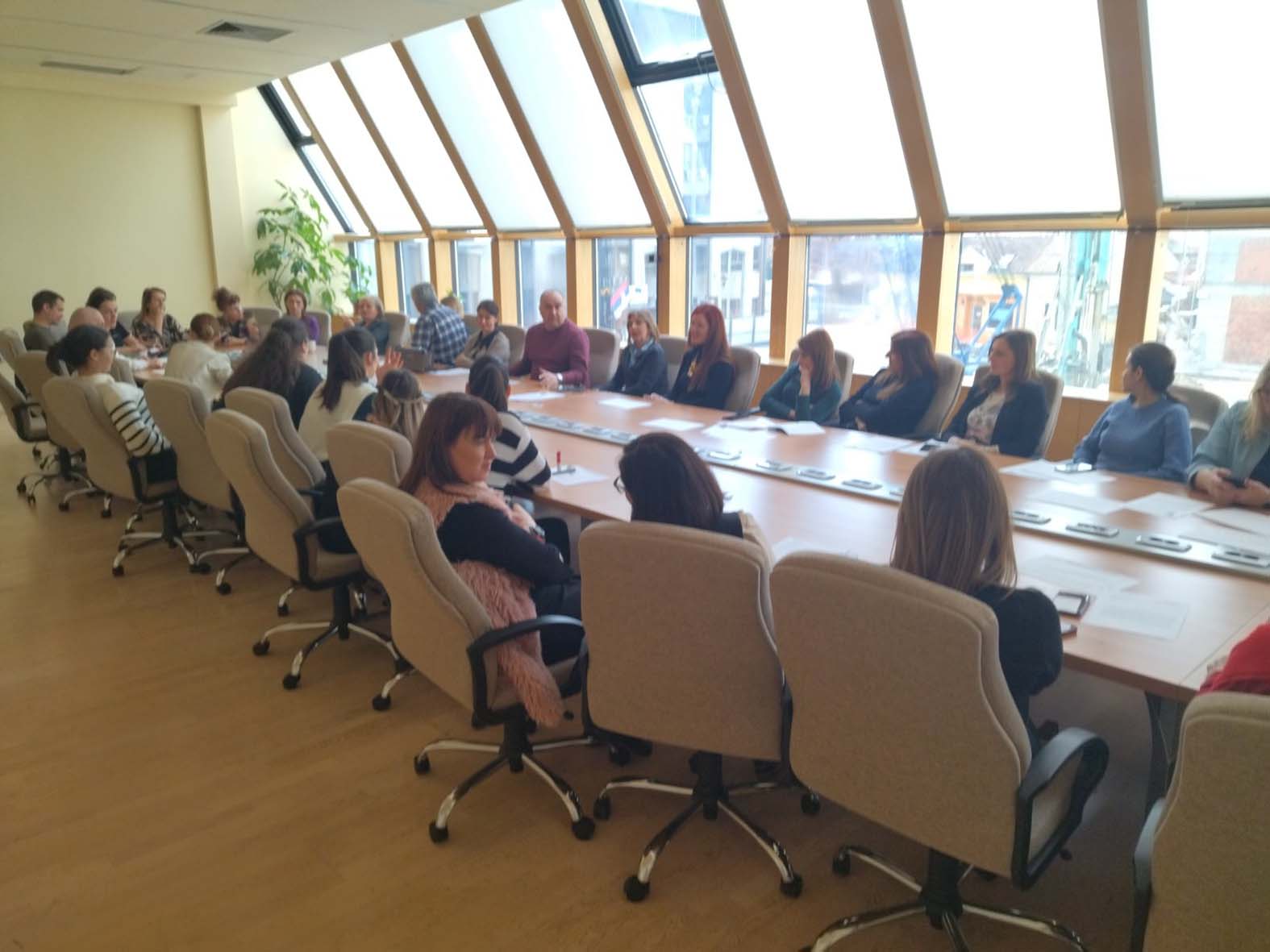 "Istorijska plata nikad minimalnija": Sindikat zaposlenih u socijalnoj zaštiti održao jednočasovni štrajk upozorenja (FOTO) 5