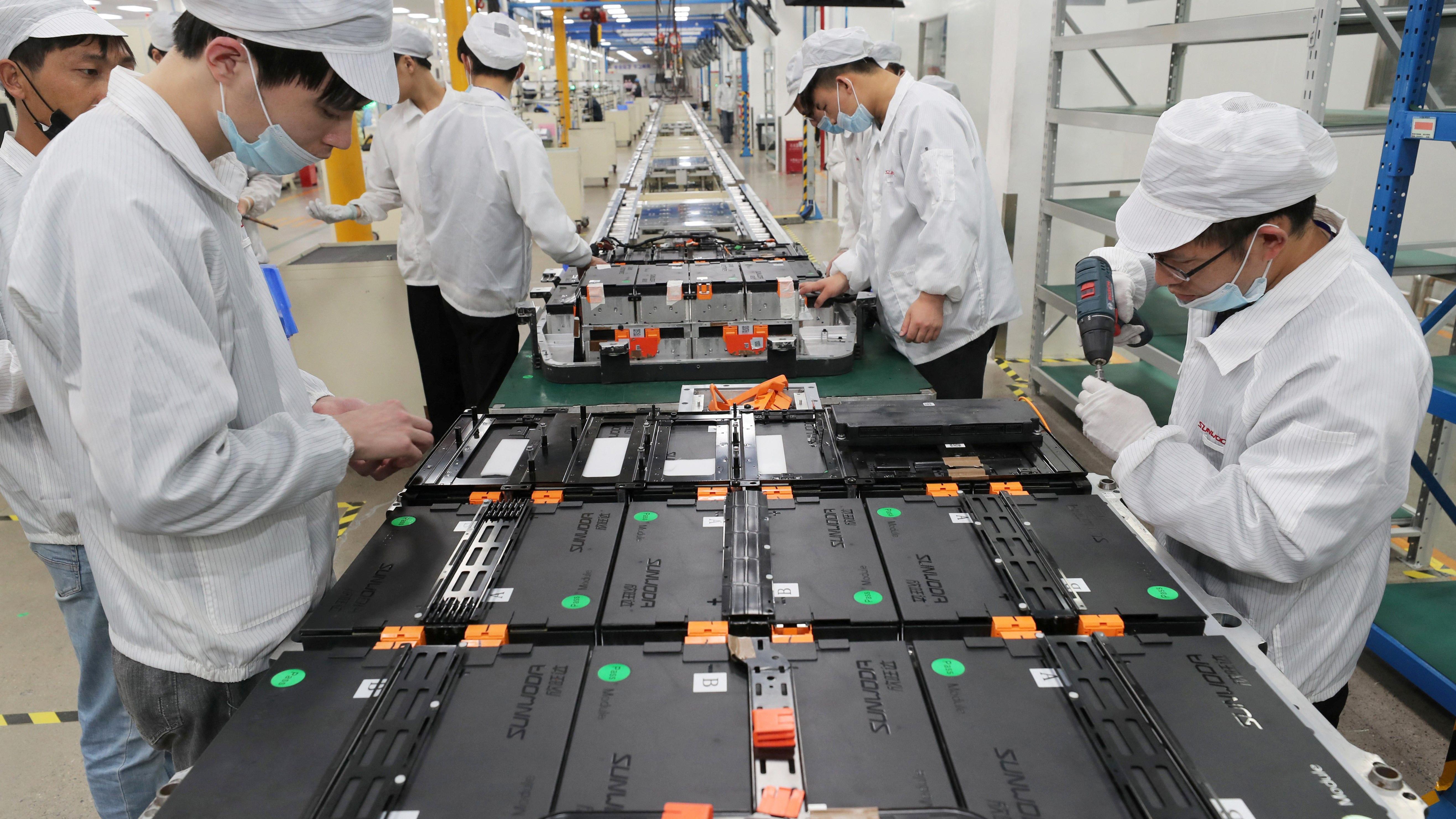 Zašto Amerika želi minerale kao što je litijum od Ukrajine kad ima vlastite 5 Kina pravi 75 odsto svih litijum-jonskih baterija na svetu