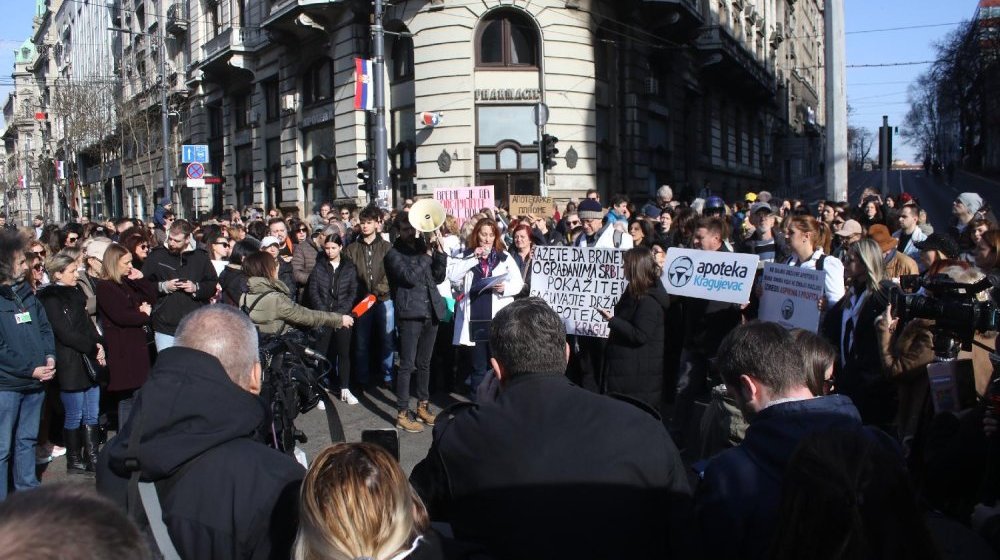 Studenti i apotekari u akciji 15-minutne tišine 1