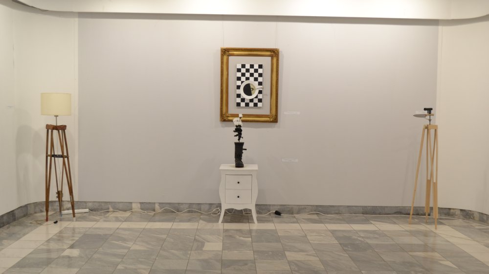 Izložba "Predlog enterijera za kabinet ministra vojnog" Radeta Markovića u Prodajnoj galeriji Beograd 1 Izložba "Predlog enterijera za kabinet ministra vojnog" Radeta Markovića u Prodajnoj galeriji Beograd 1