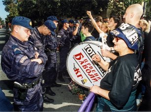 Kad čujete bubanj na ulici znajte da je došlo vreme za promene: Ljudi, sećanja - Darko Adžić Adža, bubnjar svih kragujevačkih protesta 7