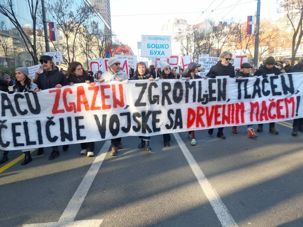 "Ulica raća nobelovce": "Putujuće pozorište" od Hrama Svetog Save do Narodnog pozorišta (FOTO; VIDEO) 12 "Ulica raća nobelovce": "Putujuće pozorište" od Hrama Svetog Save do Narodnog pozorišta (FOTO; VIDEO) 12