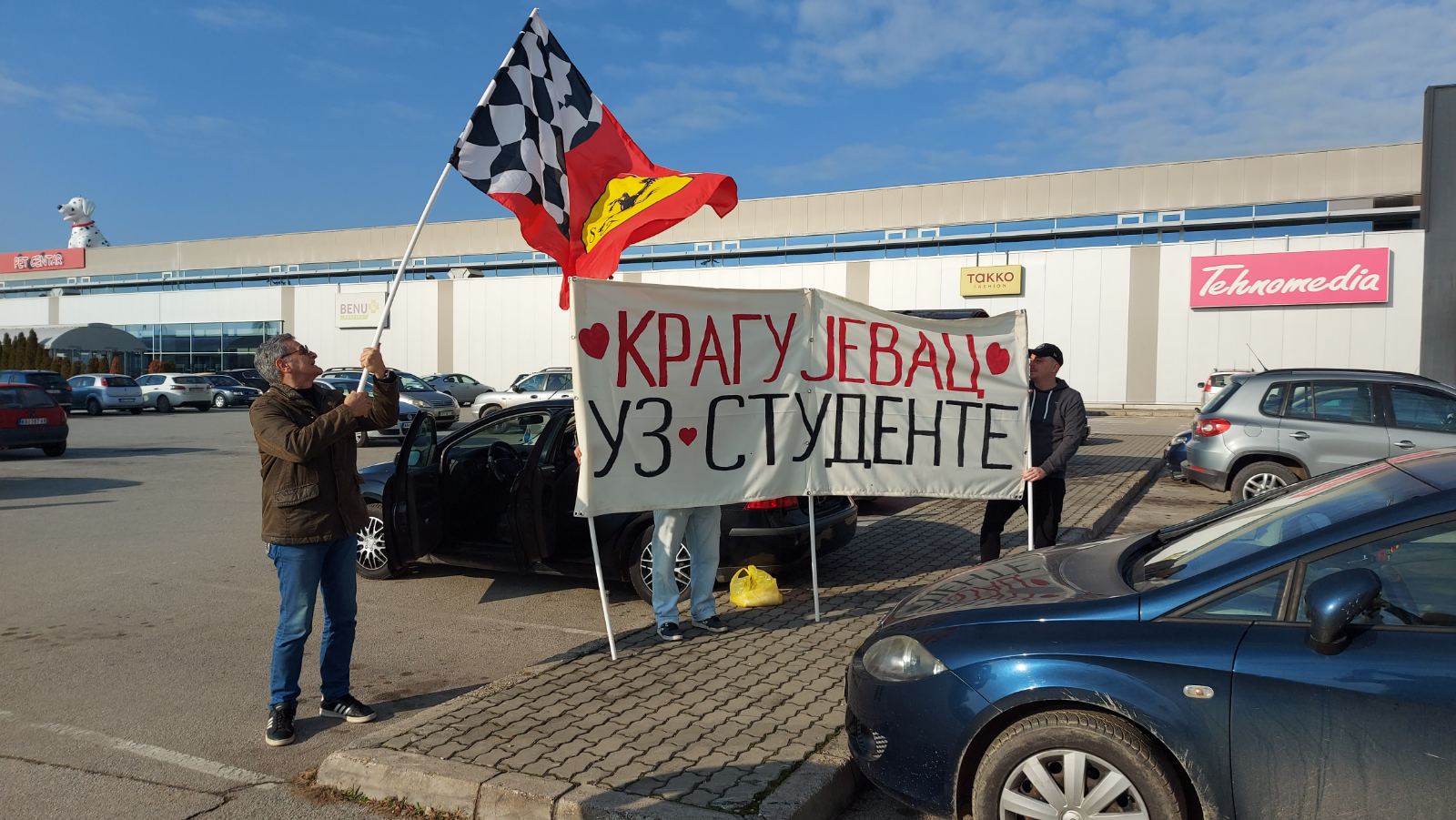 I Kragujevac uz studente: Podrška Kragujevčana blokadi mostova u Novom Sadu 2