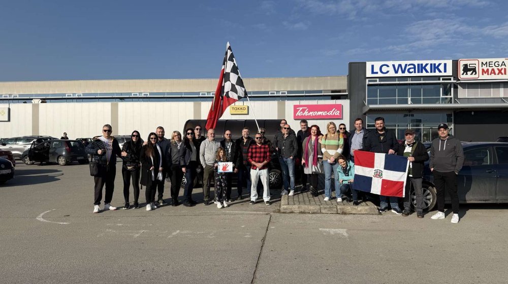 I Kragujevac uz studente: Podrška Kragujevčana blokadi mostova u Novom Sadu 1