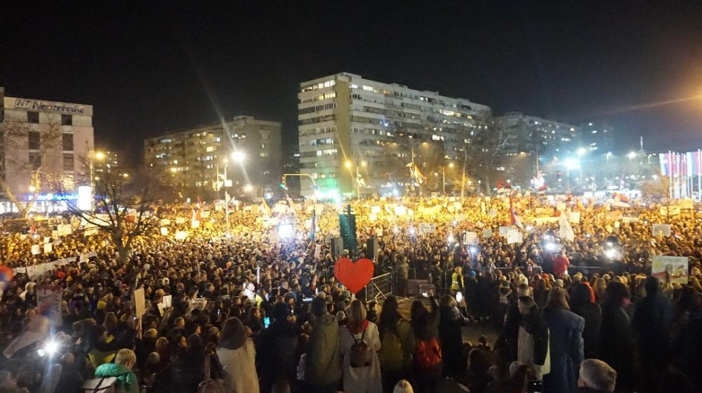 Kako smo preživeli tri dana revolucije u Novom Sadu? 1