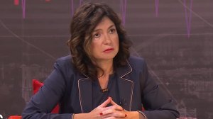 Direktorka Pete beogradske gimnazije Danka Nešović ocenila je danas da zahtevi đaka te škole nisu njihovi, već, kako je navela, "dela roditelja i nastavnika koji se bave politikom".