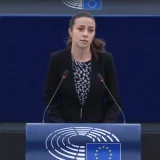 "Slovenka sa širokim osmehom": Ko je Irena Joveva, koja se poklonila srpskim studentima u Evropskom parlamentu? 10