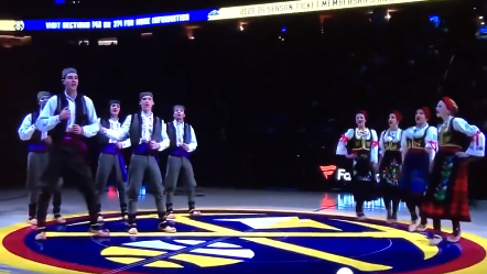 Atmosfera pred meč Denver - Portland