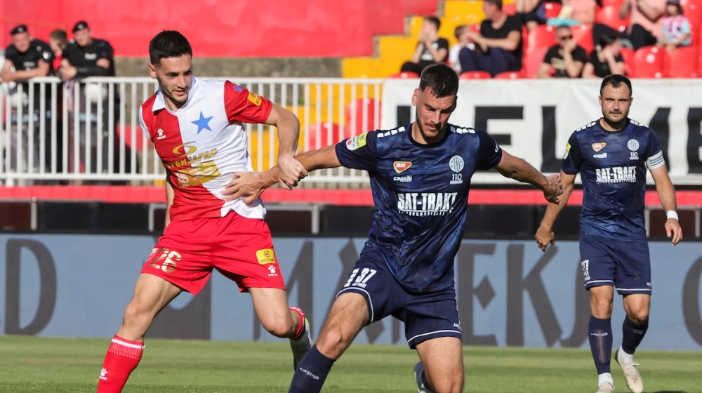 "Vrati se u frižider": Bivši fudbaler Crvene zvezde u Novom Sadu na protestu studenata 1