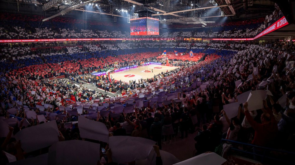 Srbi i Rusi braća zauvek: Oglasili se CSKA i Zenit povodom koreografije navijača Zvezde (VIDEO) 1