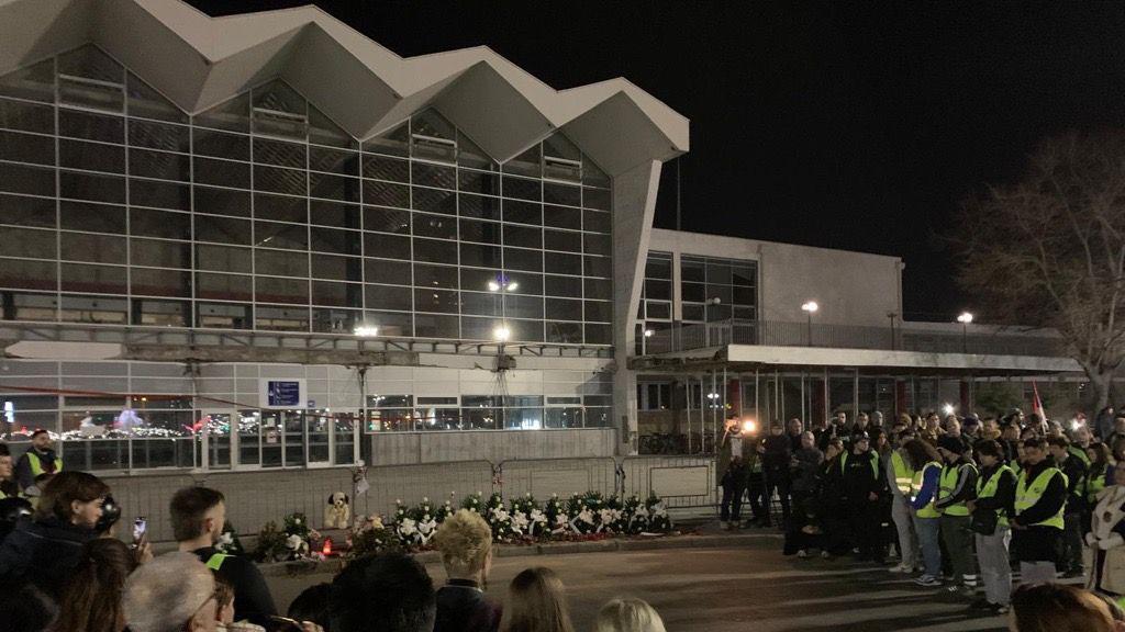 Studenti najavili blokade novosadskih mostova, poruka Novaka Đokovića 5 zeleznicka stanica