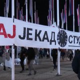 Studentska blokada mosta u Novom Sadu traje, podrška pop ikone Madone 12