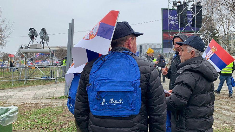 Sremska Mitrovica: Vučić pozvao studente 'da proglase pobedu' 8 ranac Sremska Mitrovica