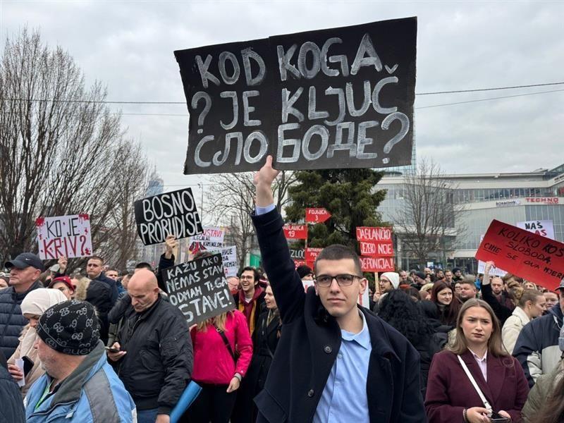 Protest u Sarajevu: Pravda za žrtve razornih poplava u Bosni 3 sarajevo, protest u Sarajevu