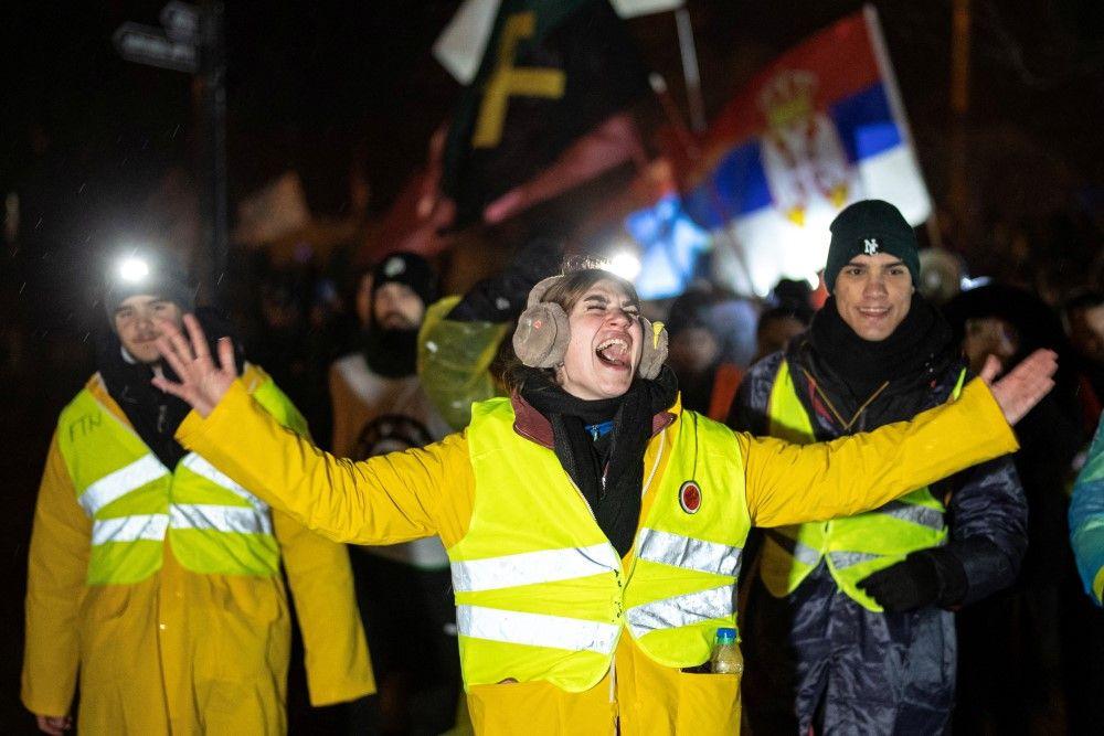 'Mi za umor ne znamo': Studenti koji pešače blizu Kragujevca, kolege se spremaju za doček 13 studenti, studentsko pešačenje