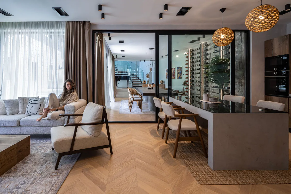 Porodično nasleđe sa modernim tvistom: Ova stara kuća u Srbiji kompletno je renovirana i sada izgleda kao iz najluksuznijih časopisa 5 Porodično nasleđe sa modernim tvistom: Ova stara kuća u Srbiji kompletno je renovirana i sada izgleda kao iz najluksuznijih časopisa 4