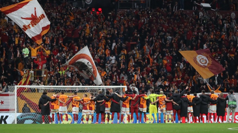 Ponovo prekid utakmice u turskom prvenstvu: Uprava kluba naterala igrače da napuste teren 1