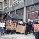 Na platou ispred Filozofskog fakulteta skup "Pobunjenog univerziteta" 1