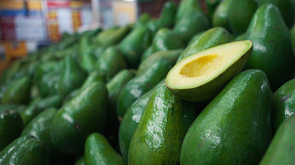 Trik uz koji će avokado sazreti "preko noći" 1