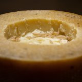 "Najopasniji sir" na svetu, koji lokalno stanovništvo jede, iako je zabranjen 8