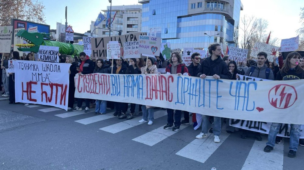 Pokret Bravo poziva građane ispred suda u Novom Sadu: Počinje suđenje napadačima kod Futoške pijace 1