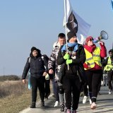 Kragujevački studenti koji pešače ka Nišu stigli u Rekovac 1