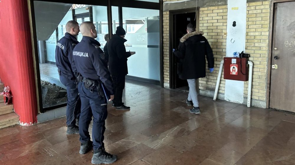 Provaljeno u prostorije Nezavisnog društva novinara Vojvodine u Novom Sadu (VIDEO) 1