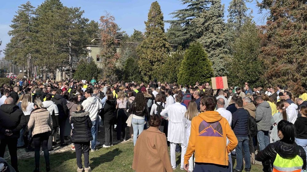 Ako zahtevi ne budu ispunjeni, zaposleni na Medicinskom fakultetu u Novom Sadu stupaju u štrajk 1