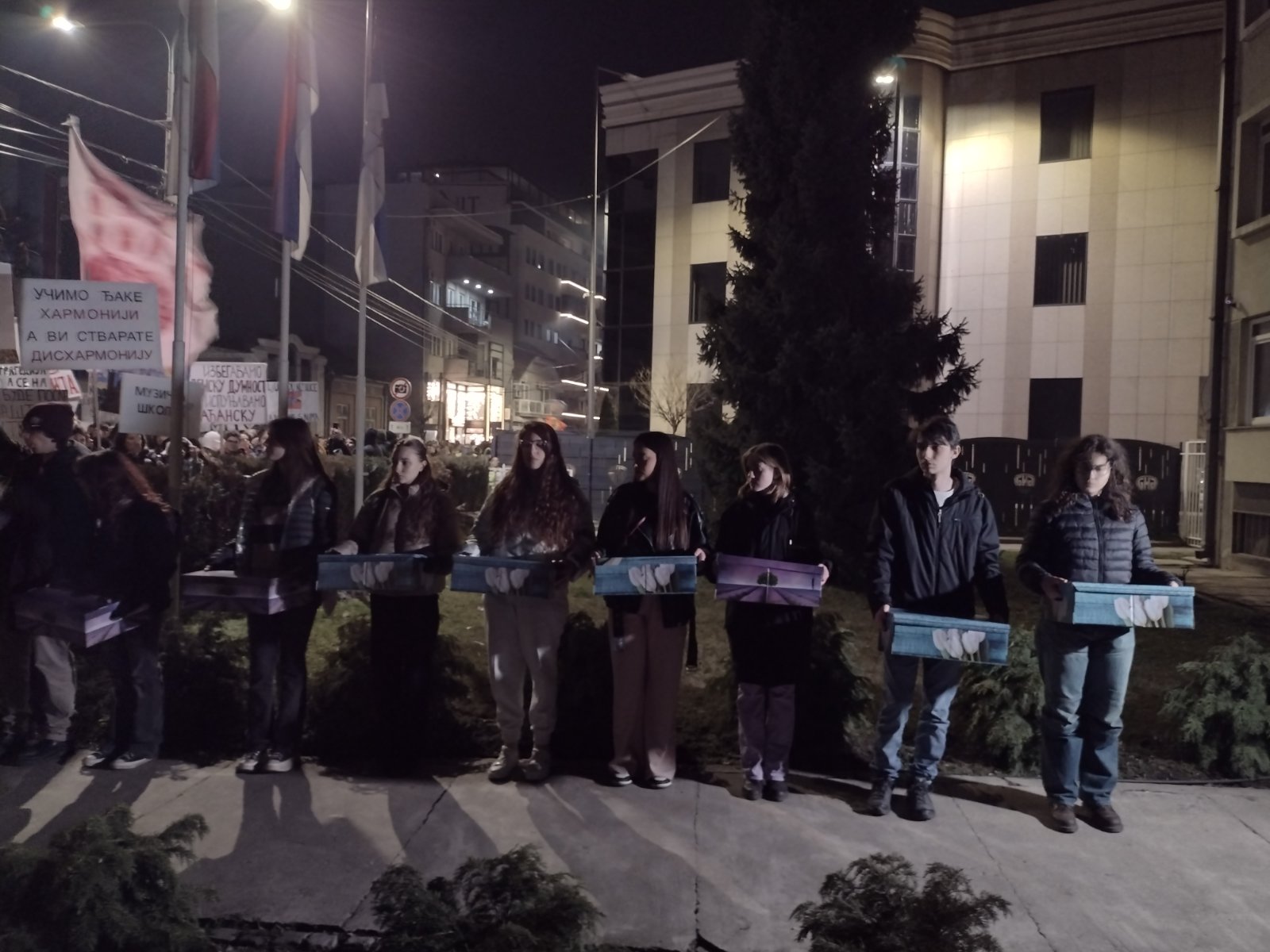 Mladost, hrabrost i solidarnost pune danas ulice Srbije: Završen veliki protestni skup u Kragujevcu 8