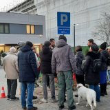 Prijavljen roditelj koji je rekao da ga je nepoznati čovek pratio automobilom u Novom Sadu: Dao izjavu u policiji, građani se okupili kao podrška 8