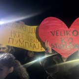 Zrenjaninski studenti večeras pešice stigli u Sečanj (VIDEO) 5