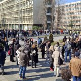 Novosadske mesne zajednice pozvale na bojkot trgovinskih lanaca i neplaćanje komunalija u znak solidarnosti s prosvetarima 2