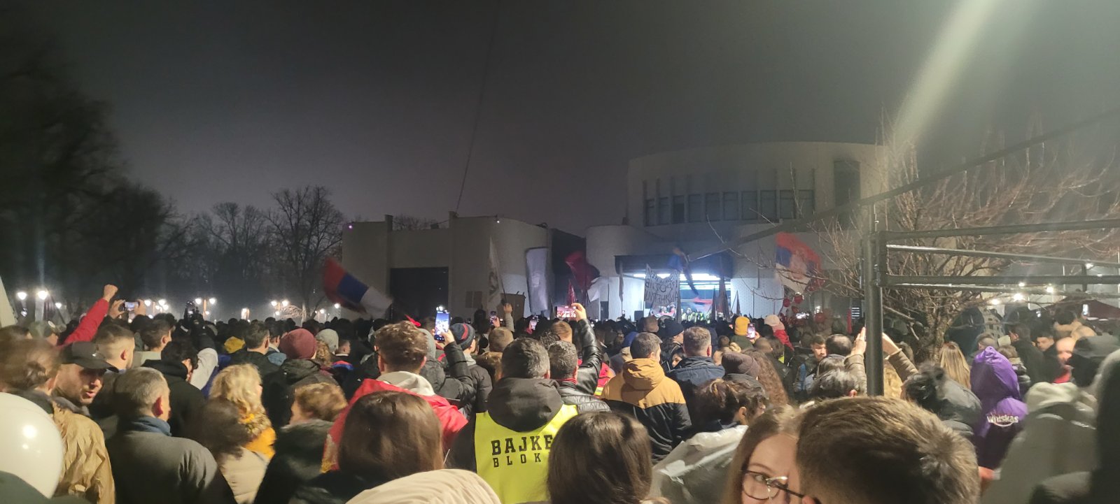 "Pumpaj S(t)ude(n)ti": Studenti koji pešače od Bora do Niša dočekani u Knjaževcu (VIDEO, FOTO) 3