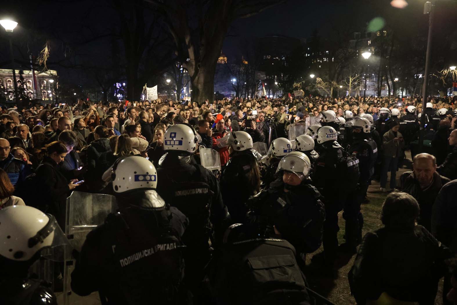 Čedomir Jovanović: U Skupštini Beograda 15. marta bilo 200 naoružanih ljudi koje je doveo rukometaš Vladimir Mandić 2 Čedomir Jovanović: U Skupštini Beograda 15. marta bilo 200 naoružanih ljudi koje je doveo rukometaš Vladimir Mandić 2