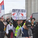 Građani i studenti u Požarevcu organizovali akciju „Sanacija terena“ posle skupa SNS 6