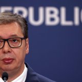 RTS osudio izjavu predsednika Srbije o novinarki, Vučić se izvinio 3