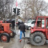 Dekani fakulteta u Novom Sadu pitali ministarstva: Ko je organizovao kamp i ko je doveo traktore? 9