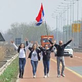 "Marš na Drinu": Studenti i srednjoškolci krenuli pešice iz Beograda ka Loznici 6