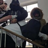 Sukob u opštini Zvezdara: Odbornici sprečeni da uđu na sednicu (VIDEO) 6