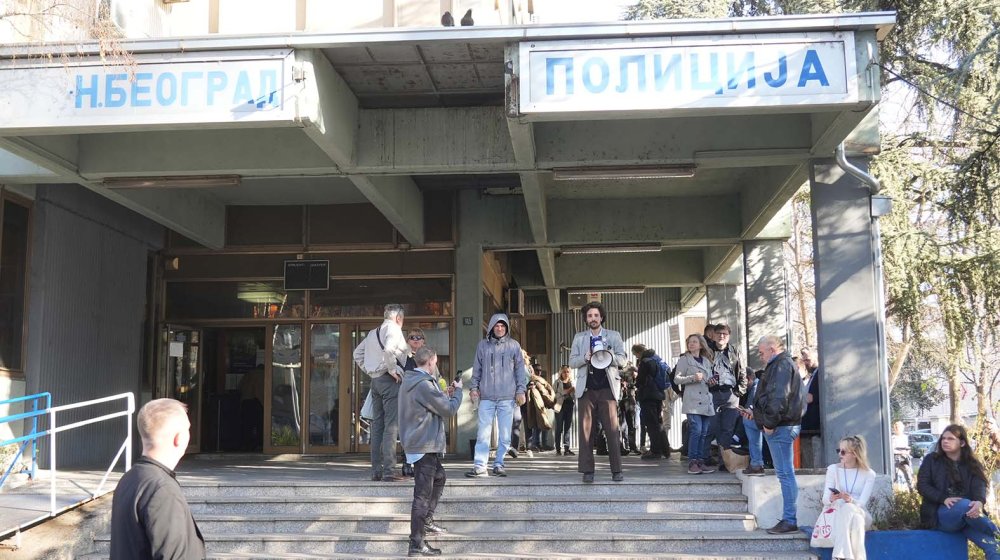 Novinaru Zoomera određeno policijsko zadržavanje jer je "vikao i galamio" tokom incidenta u Studentskom gradu 1