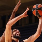 Zvezda bez Dauma i Mitrovića napada Armani, Mirotić u sastavu "manekena" 4