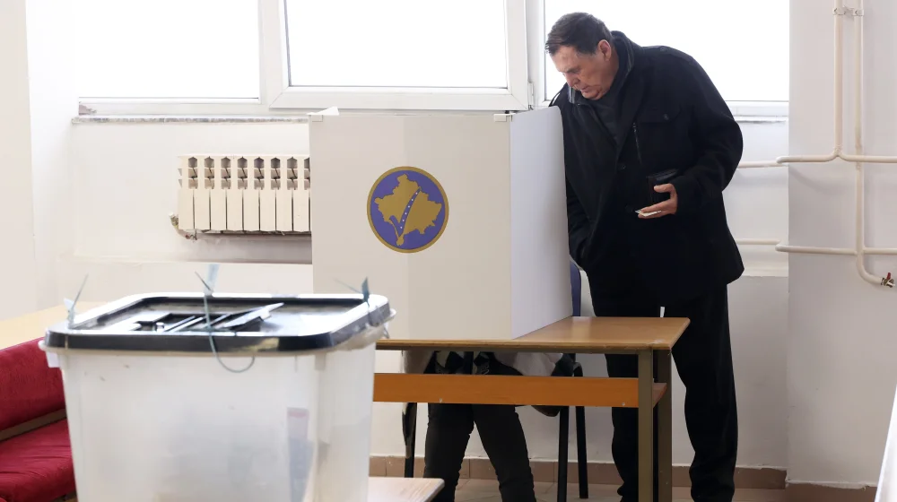 Sutra zvanično počinje predizborna kampanja za vanredne parlamentarne izbore 28. decembra na Kosovu 7