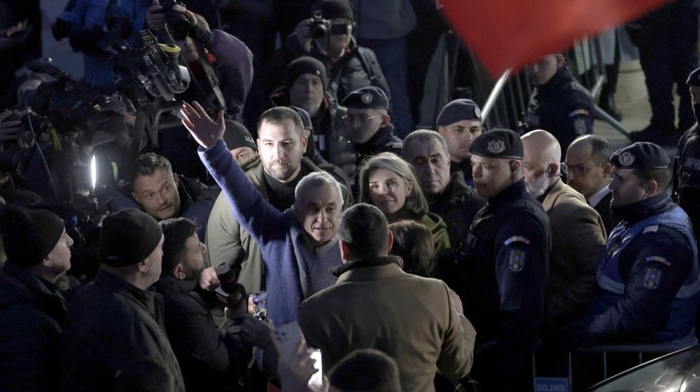 "EU nas je uništila ne Rusi": U Rumuniji skup podrške Kalinu Đorđeskuu, traže i ostavku vlade 1